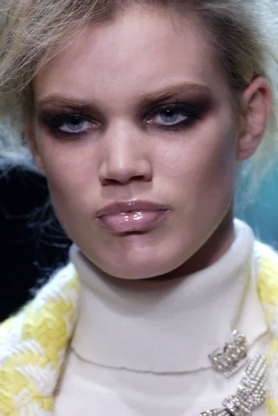Look 9